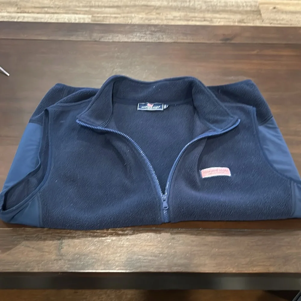 Vineyard Vines Men’s Large fleece vest - Picture 4 of 4